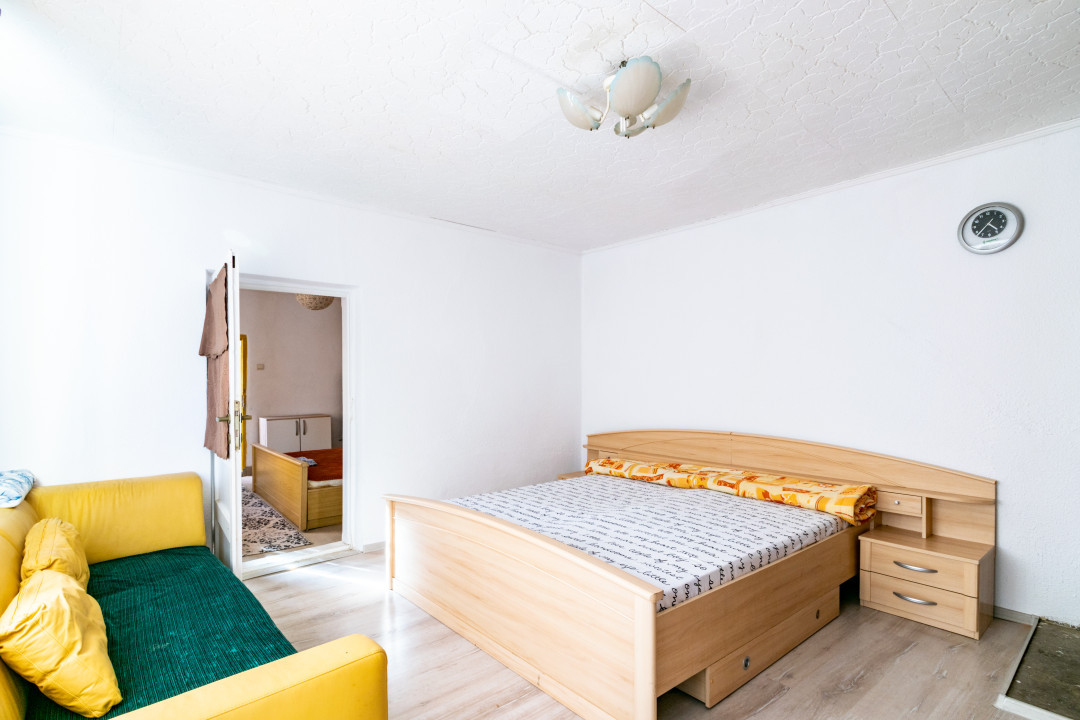 Casa Bariera Valcii la pret excelent cu teren generos , ocazie !