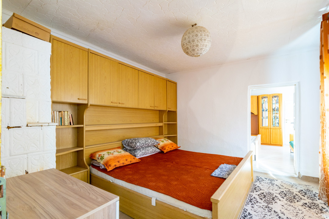 Casa Bariera Valcii la pret excelent cu teren generos , ocazie !
