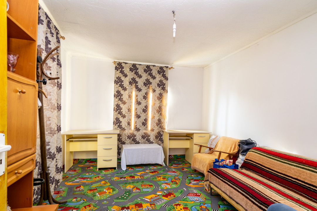Casa Bariera Valcii la pret excelent cu teren generos , ocazie !