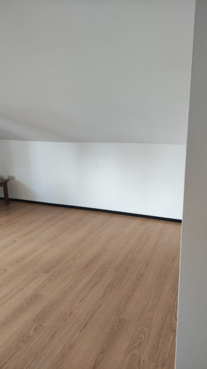 Închiriere Spațiu de Birou - 20 mp în Clădire Modernă!