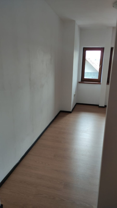 Închiriere Spațiu de Birou - 20 mp în Clădire Modernă!