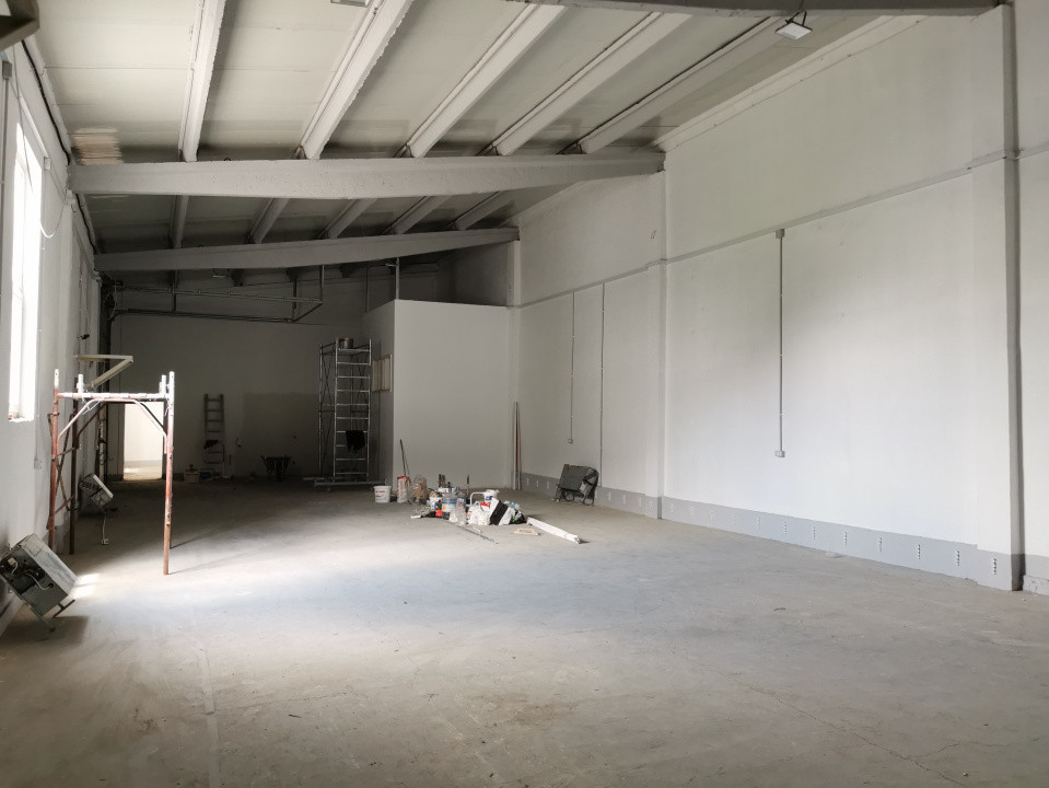 Hală industrială, spațiu depozitare, atelier producție, showroom, 240 mp, Sibiu