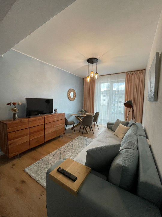 Apartament modern cu 3 camere si loc de parcare