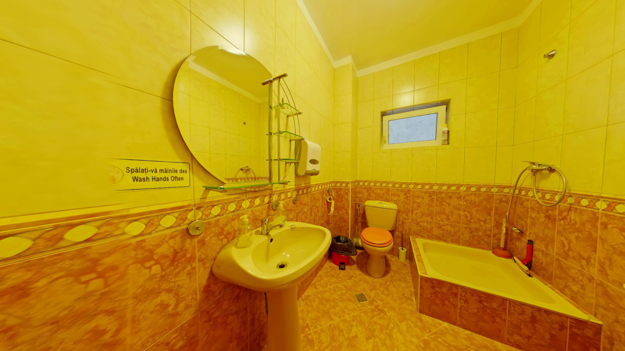 REZERVAT - Închiriere casa spațioasă cu 6 camere - intrare cartier Tractorul