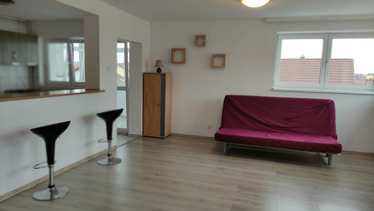De închiriat apartament cu 3 camere - Valea Aurie - PET FRIENDLY!