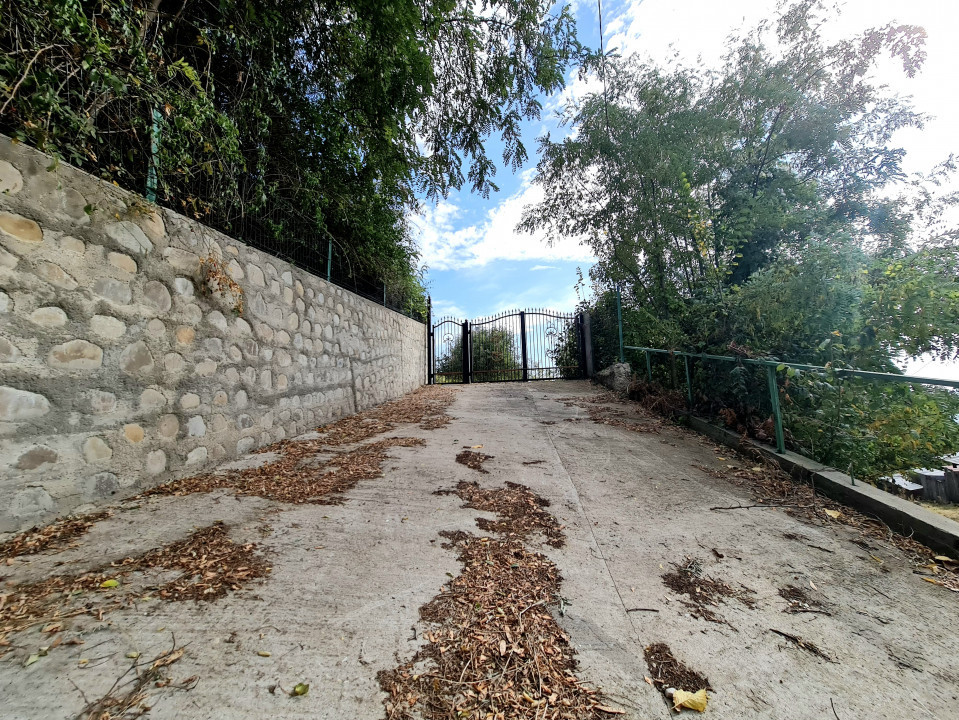COMISION 0%! Casă nouă, frumoasă și cu o priveliște deosebită