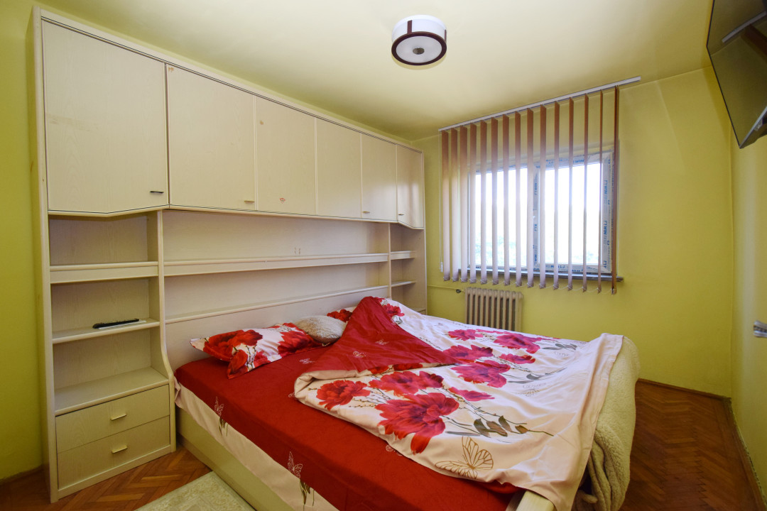 Apartament 3 camere decomandat, etajul 1, vis a vis Gradina Botanica