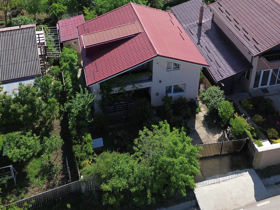 CASA de vanzare, sat Vladiceni comuna Tomesti