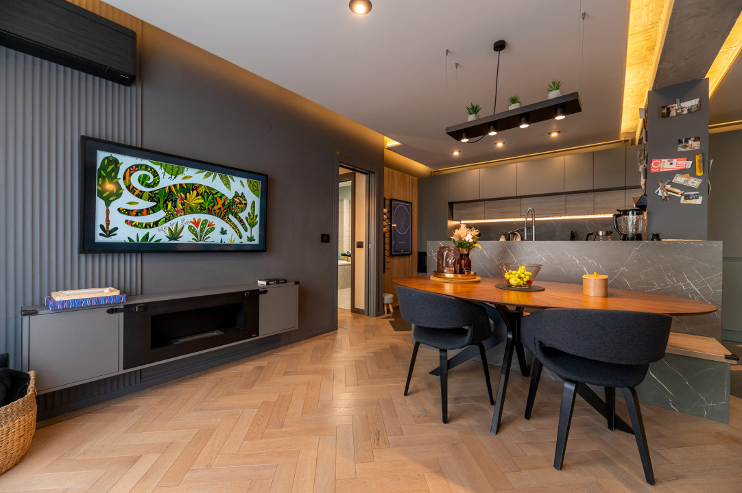 Apartament 3 camere, curte și design deosebit! 