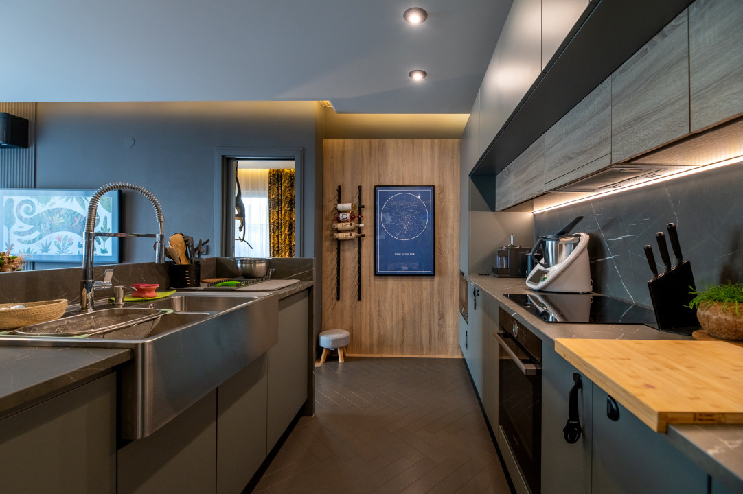 Apartament 3 camere, curte și design deosebit! 