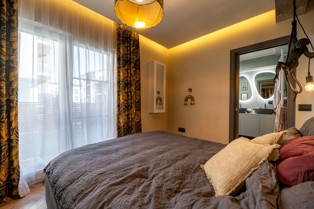 Apartament 3 camere, curte și design deosebit! 