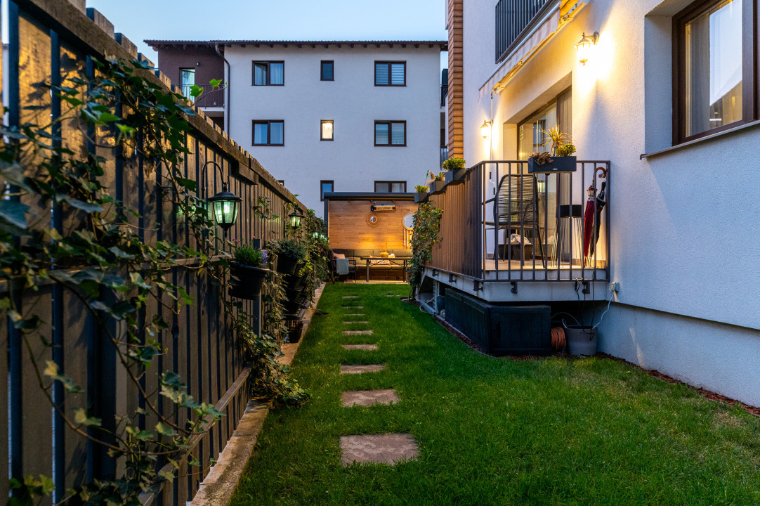 Apartament 3 camere, curte și design deosebit! 