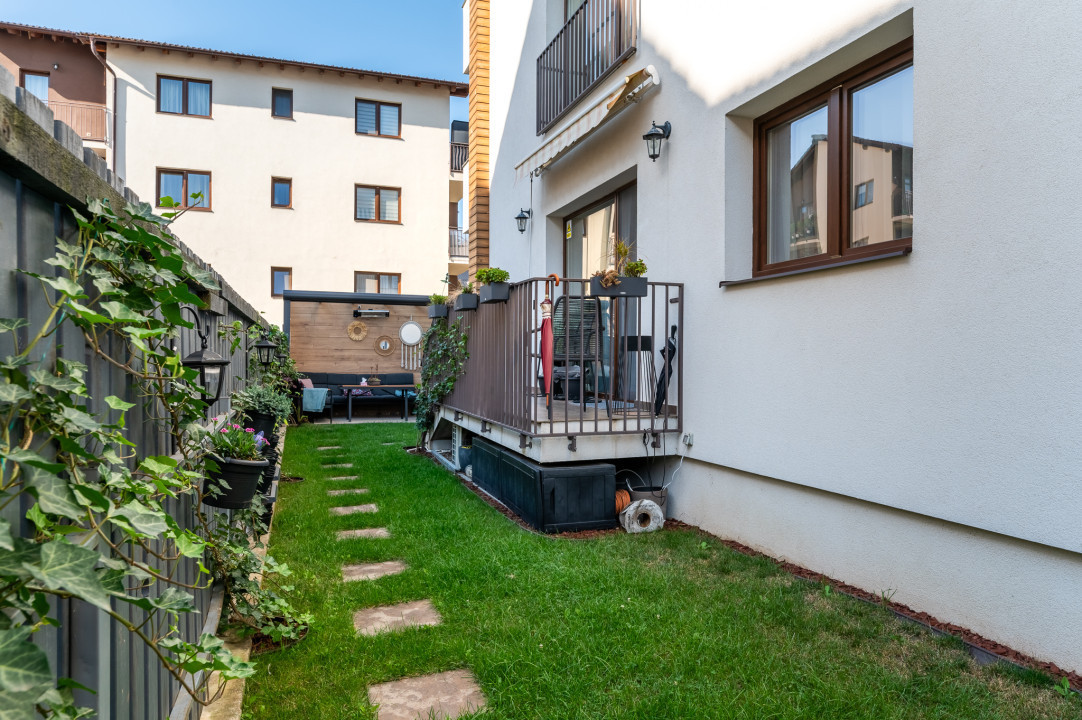 Apartament 3 camere, curte și design deosebit! 