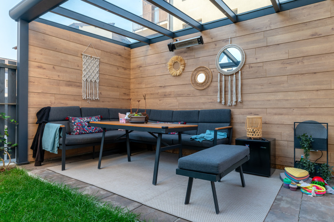 Apartament 3 camere, curte și design deosebit! 
