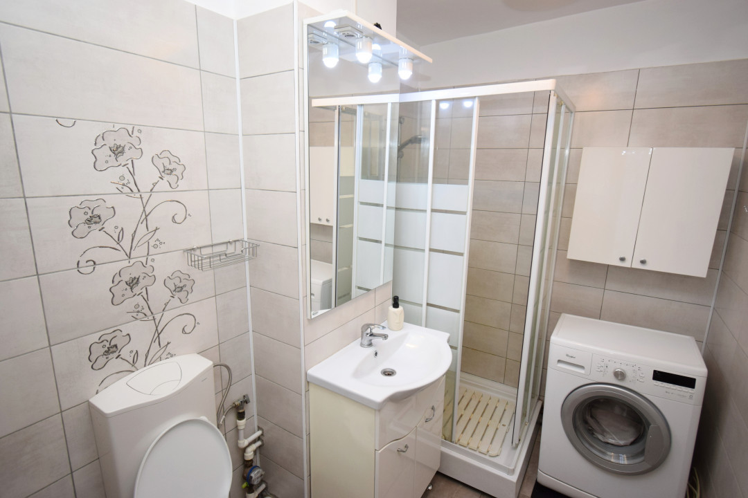Apartament 2 camere decomandat, centrala termica, renovat si mobilat partial 