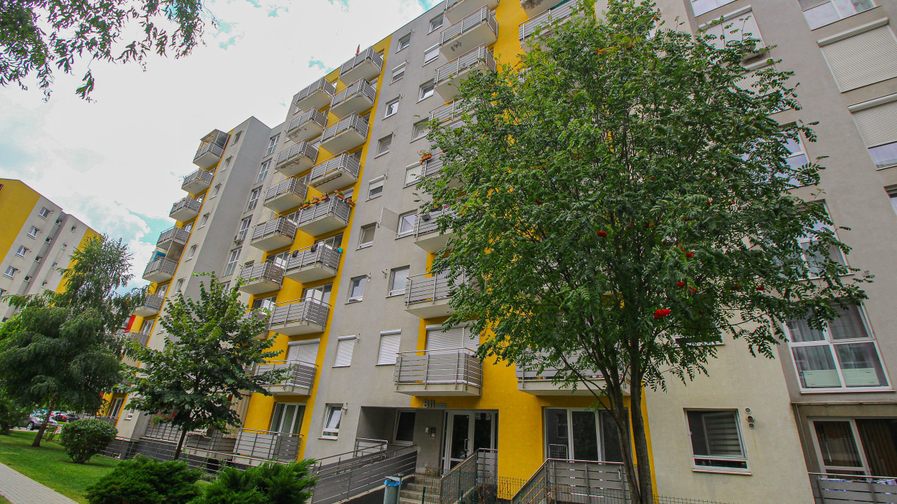 Inchiriere apartament 2 camere, decomandat în zona Avangarden, Brașov