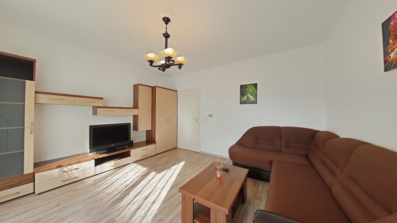 Inchiriere apartament 2 camere, decomandat în zona Avangarden, Brașov