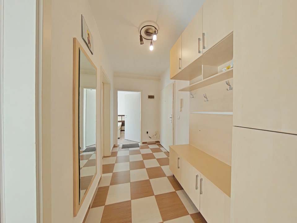 Inchiriere apartament 2 camere, decomandat în zona Avangarden, Brașov