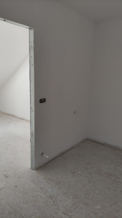 Vânzare Apartament la Mansardă