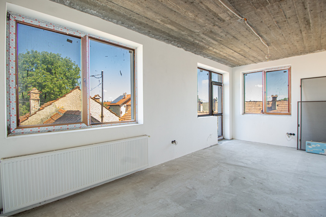 Casă Hărman teren 2265mp!!comision 0%! Afacere sau locuință?