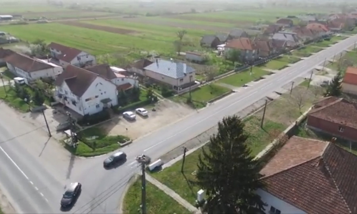 Pensiune cu 20 locuri de cazare, zona aeroport, Madaras, Satu Mare