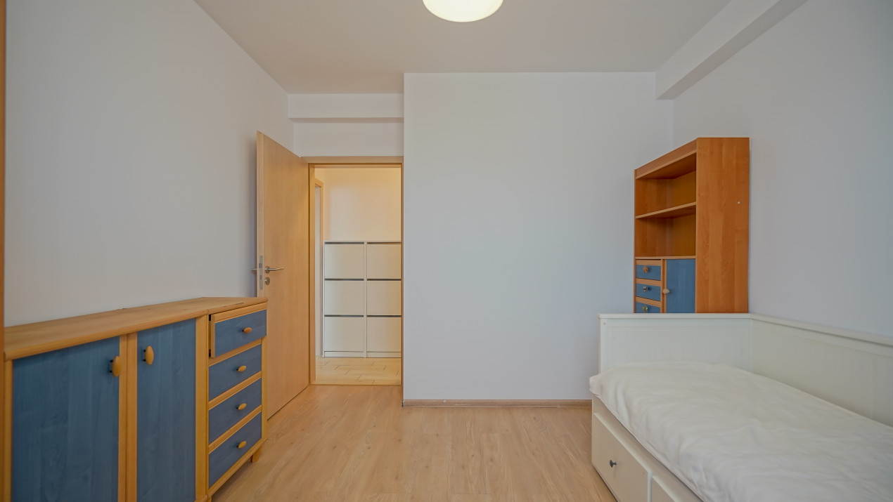 REZERVAT - Apartament cu 3 camere, mobilat si utilat, strada Nicolae Labis 
