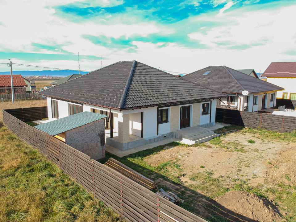 Casa, singur in curte, pe un nivel, Comision 0%
