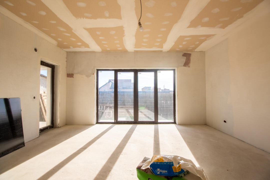 Casa, singur in curte, pe un nivel, Comision 0%