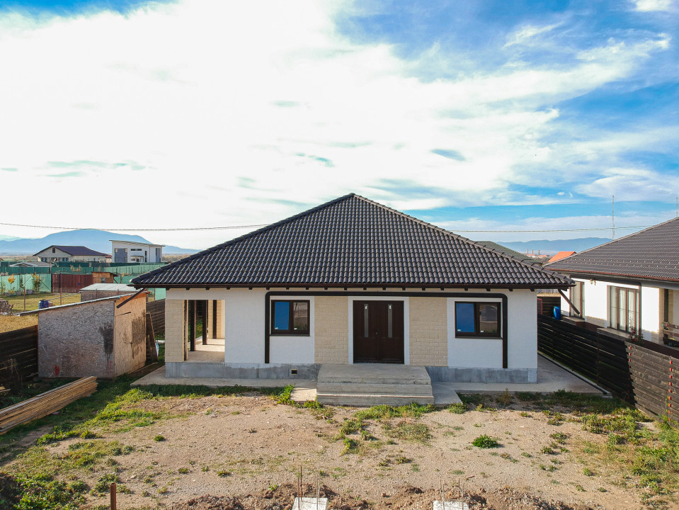 Casa, singur in curte, pe un nivel, Comision 0%