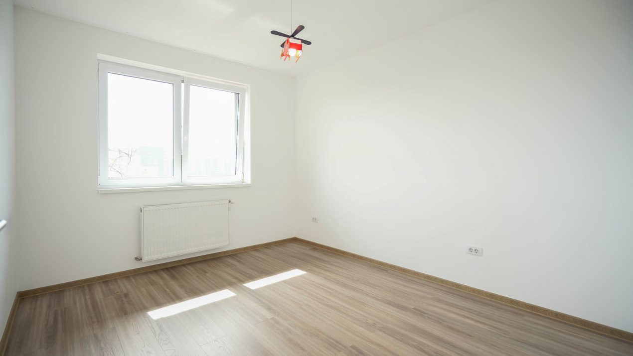 Apartament cu 3 camere, strada Ioan Popasu - Tractorul, Comision 0%