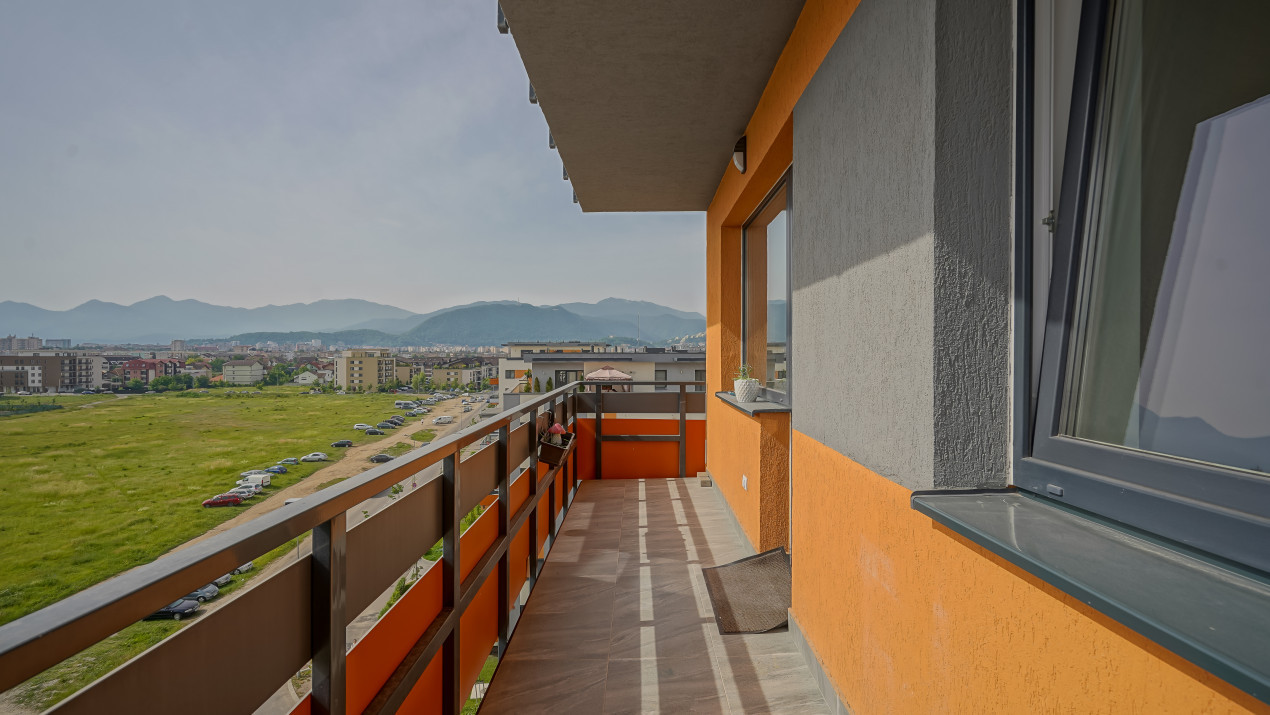 Apartament cu 3 camere, strada Ioan Popasu - Tractorul, Comision 0%