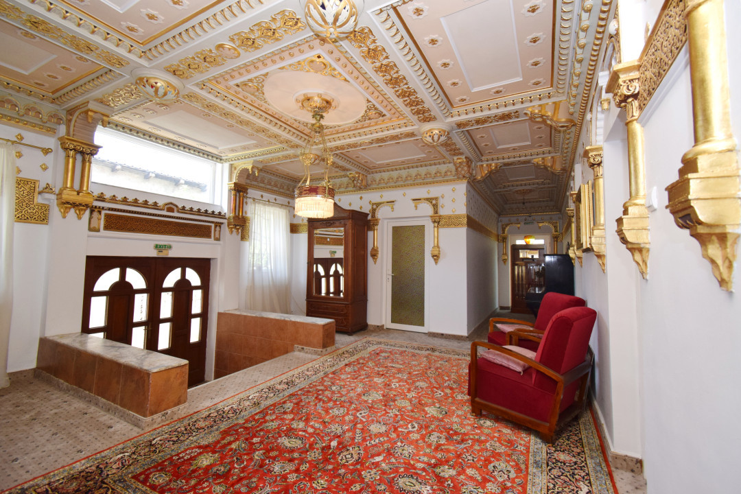 Casa deosebita 9 camere, atelier, teren generos 1000 mp, cartier Bariera Valcii 