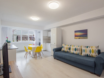 Apartament de inchiriat, 2 camere + birou, zona Coresi,  comision 0 