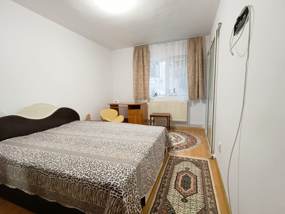 Garsoniera decomandata, Etaj 3/4, Centrul Istoric - Matei Basarab