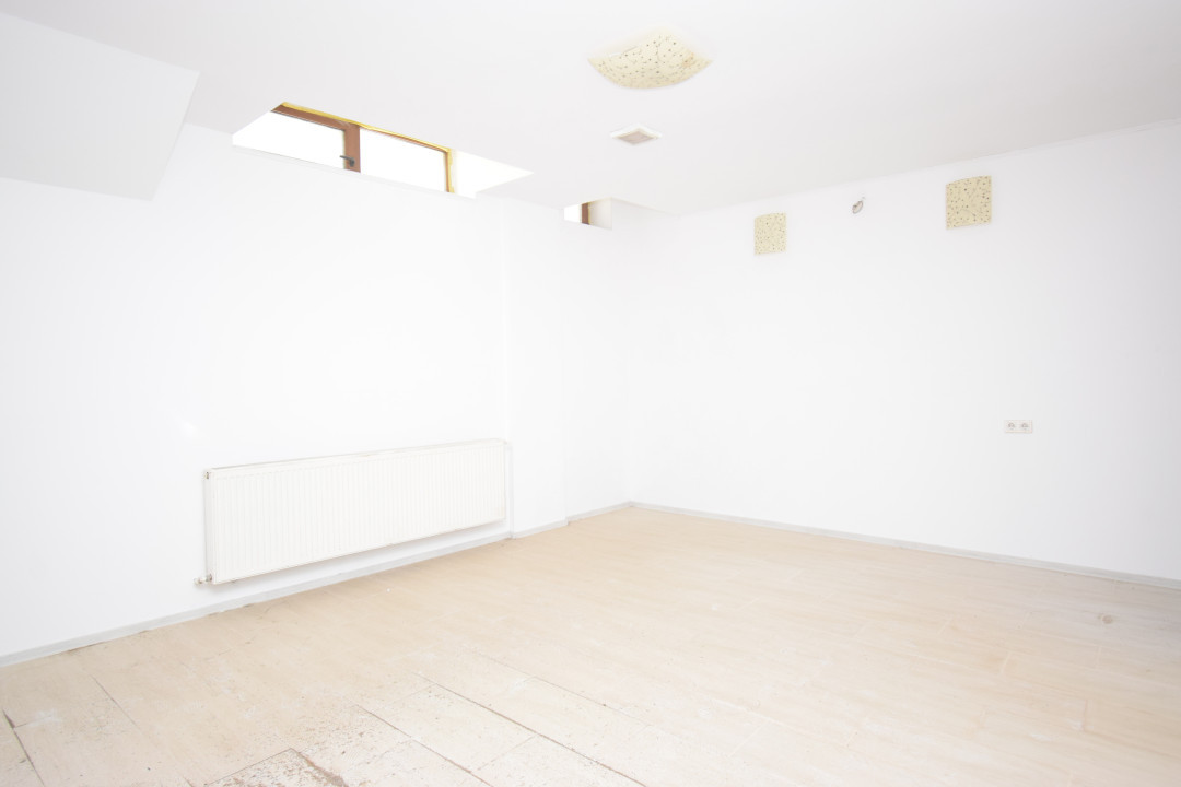 Spatiu comercial, 545 mp utili, terasa 39 mp, zona Sarari 