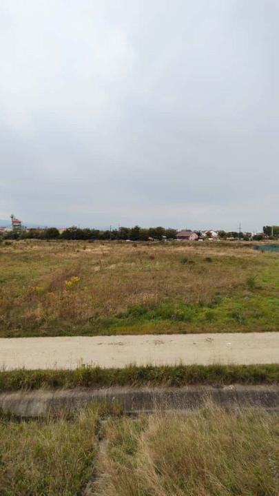 Teren de vanzare zona Industriala Est  PUZ Aprobat + Autorizatie de construire