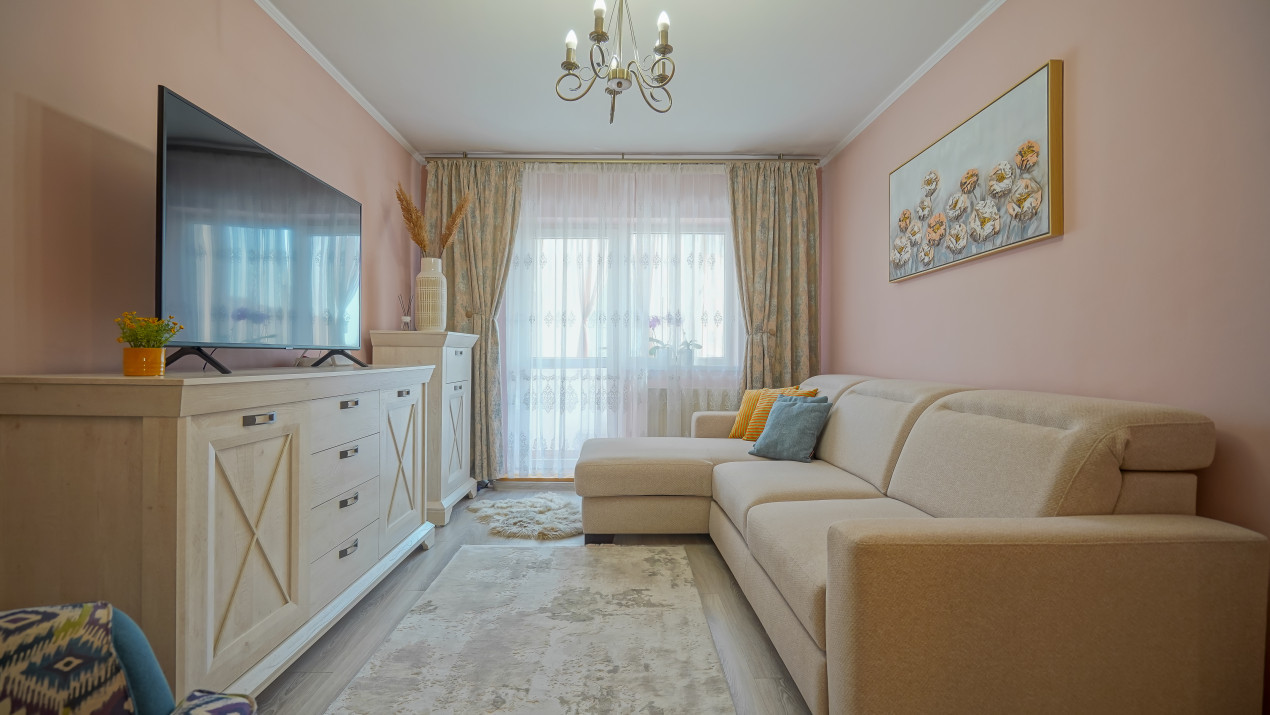 Apartament 3 camere, decomandat - Mihai Viteazul - Zona Grivitei