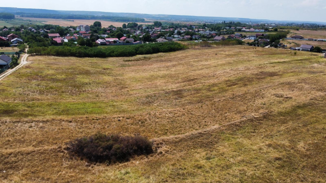 Teren intravilan de vânzare Malu Mare