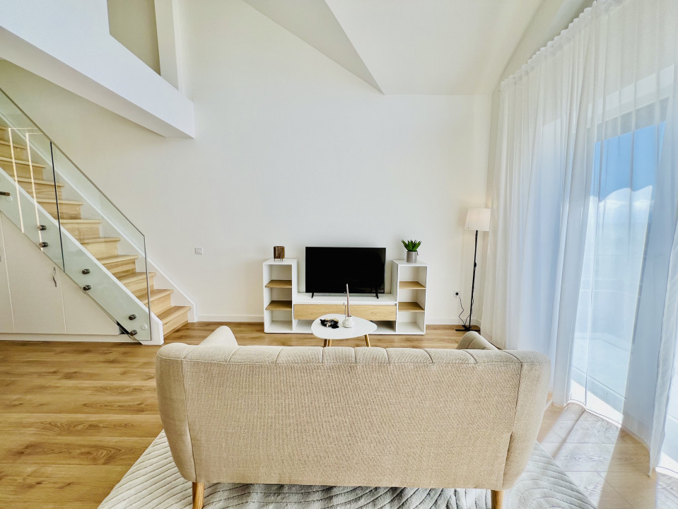 Penthouse 2 camere -  2 băi