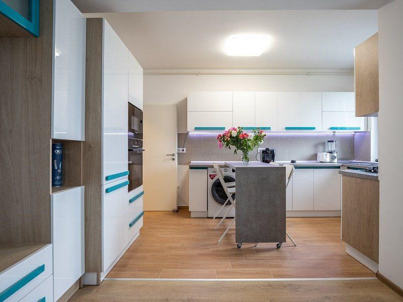  REZERVAT! Apartament 2 cam -Locuință Elegantă 52 mp în Complex Qualis, Brașov
