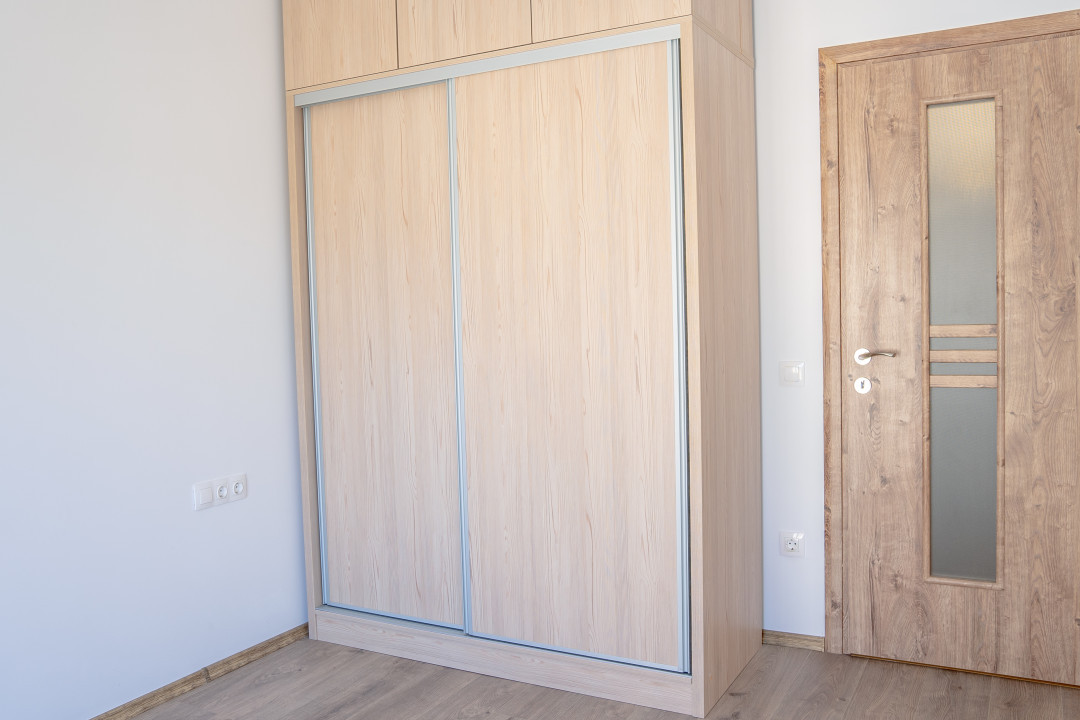 Apartament cu 3 camere de vânzare zona Dedeman