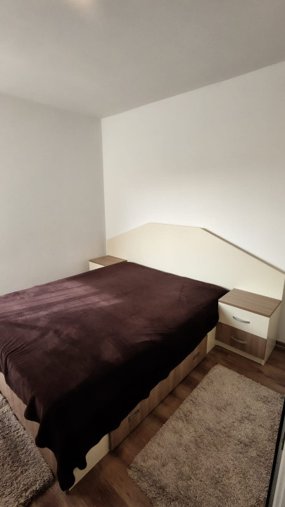 Apartament de inchiriat 2 camere  zona Bieltz