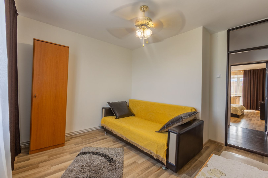 Zona Planete, apartament 2 camere, renovat.