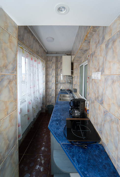 Apartament de Vanzare  2 camere- Str.Semaforului