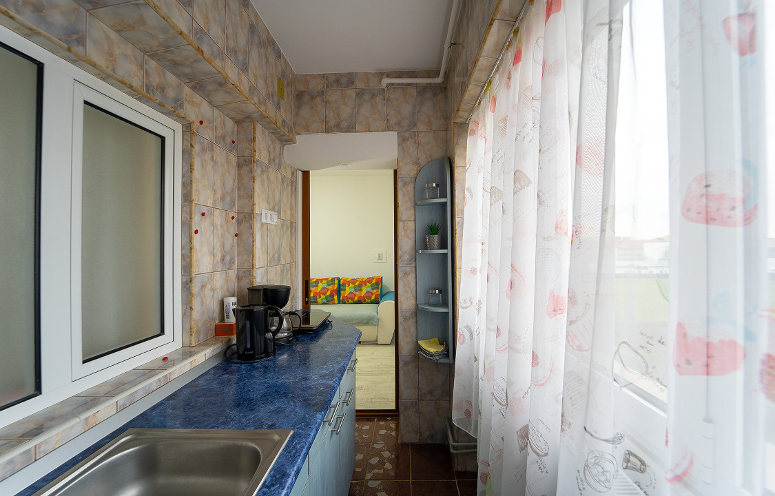 Apartament de Vanzare  2 camere- Str.Semaforului