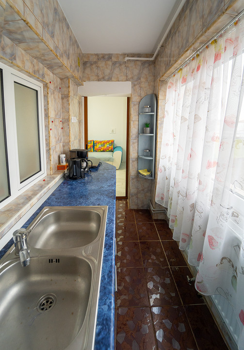 Apartament de Vanzare  2 camere- Str.Semaforului