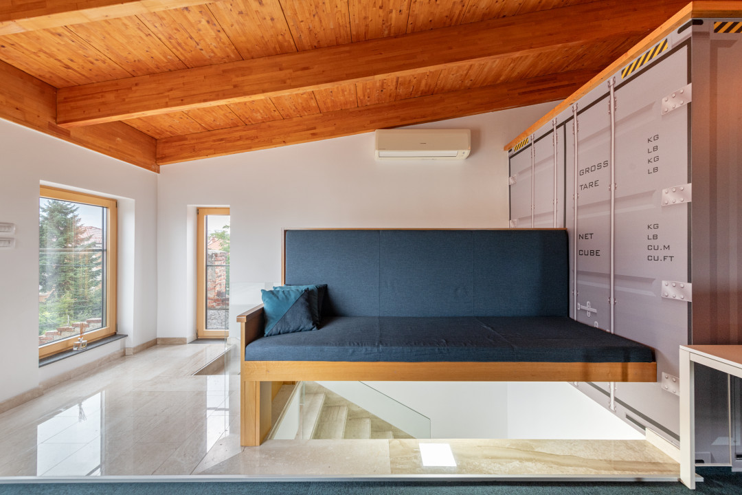 Casa spatioasa S+P+E+M de inchiriat 
