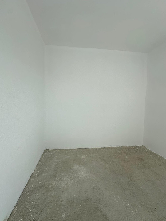 Hală industrială de închiriat , 280 mp hala si anexe+60mp Birou, centura Codlea