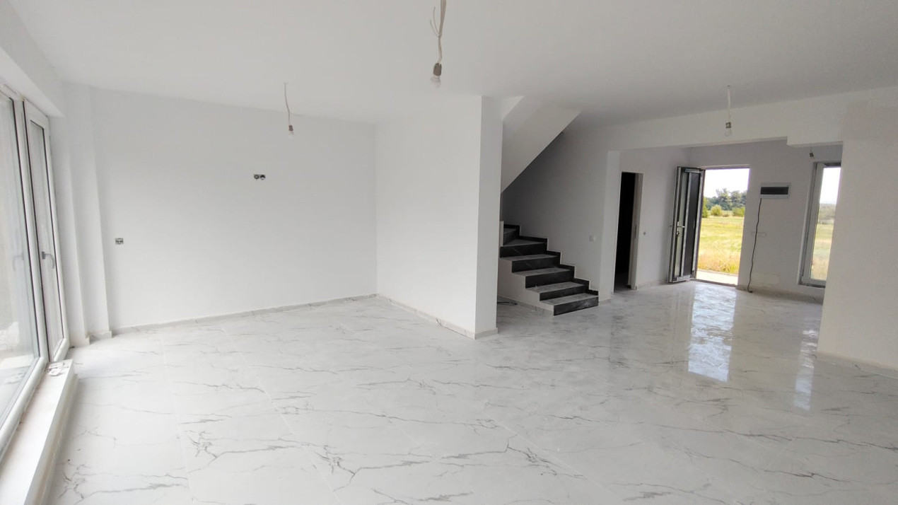 Casa tip duplex de vanzare zona Tropini-Rasinari