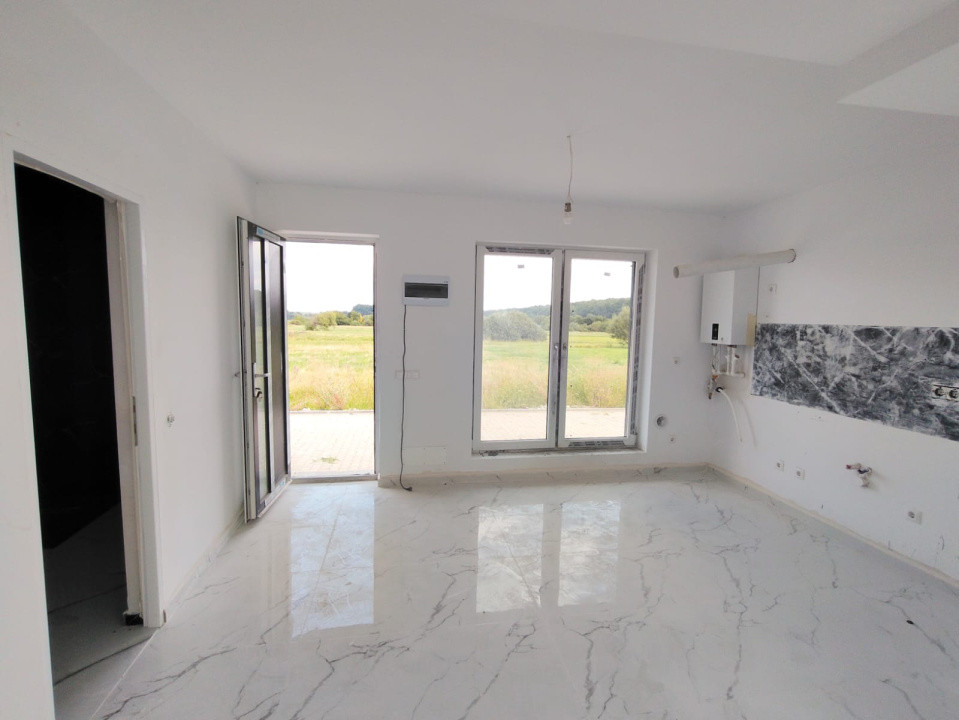 Casa tip duplex de vanzare zona Tropini-Rasinari